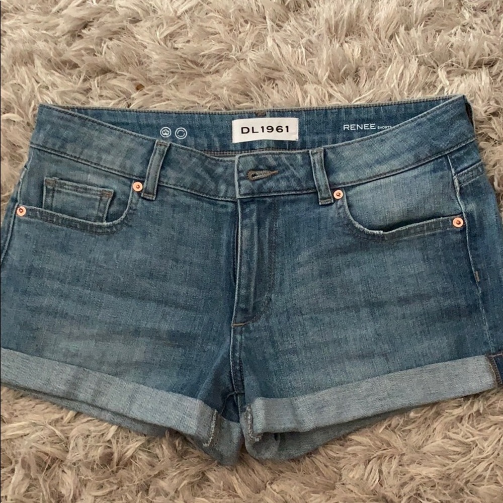 DL1961 Renee short sz 26